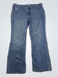 Jeans de Cintura Média e Perna Retas