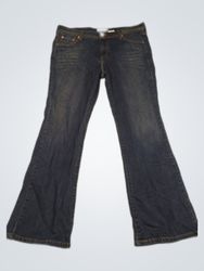 Levi's 518 Jeans