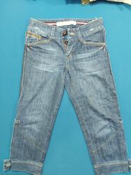 Guess Women's Capri Jeans