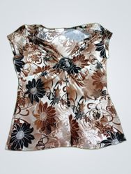 EUNE7 Floral Top