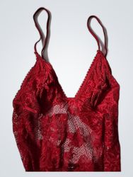 Soutien-gorge en dentelle rouge