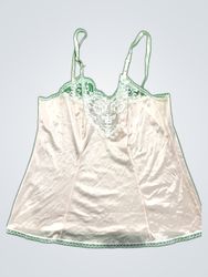 Weißes Spitzenbesatz-Hemdchen