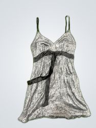 Robe nuisette en argent métallisé