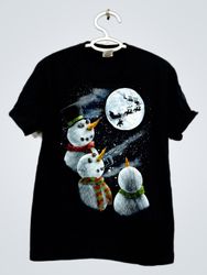 Schwarzes T-Shirt mit Schneemann-Grafik