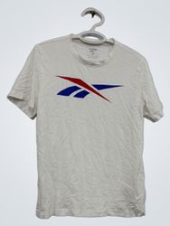 T-shirt Reebok