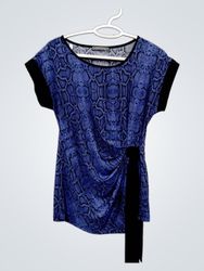 Suzy Shier Blue Snake Print Ruched Top