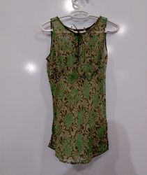 New York & Company Blusa sem Mangas com Estampa Fl..