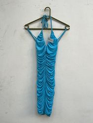 Robe mini à bretelles spaghetti froncée bleue