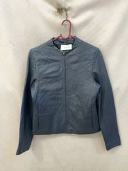 Camiseta de Couro Cinza