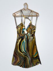 Mehrfarbig gestreiftes Kleid