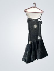 Schwarzes Glitzerkleid mit silbernen Balletttänzer..