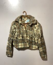 Fransengemusterte Jacke