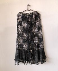 Schwarzer Blumenrock