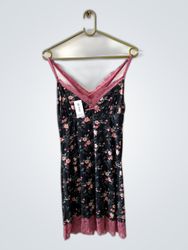 H&M Vestido Sleve de Renda Floral Preto