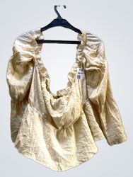 FaithVintage Creme Texturiertes Off-Shoulder Top