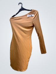 Vestido de Um Ombro Arrastado FaithVintage