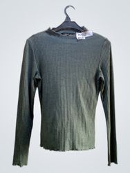 ONLY Ribbed Mock Neck Long Sleeve Top