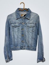 Giacca di jeans FOR YOU con ricamo delle ali rosse