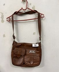 Bolsinha de Ombro de Couro Marrom JGC
