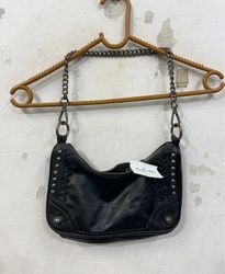 Black shoulder bag with tag AS-BG-001