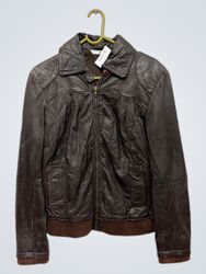 Veste en cuir Pramoi