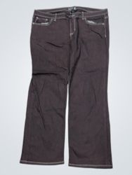 Calça Capri Feminina APT.9 marrom com bolsos adorn..