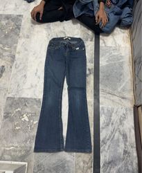 No Boundaries Flared Jeans