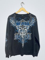 Schwarzes Langarmshirt mit Schädel- und Flügel-Gra..