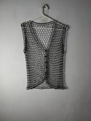 Gilet en crochet noir et blanc
