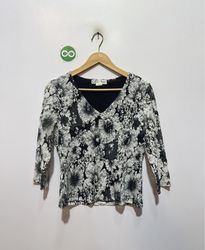 「Dressbarn Petite Floral 3/4 Sleeve Top」