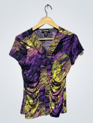 Blusa arrugada de cuello en V de manga corta petit..