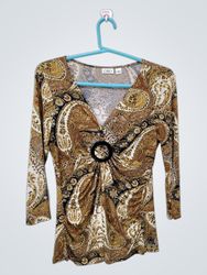Cato Paisley Print V-Neck Top com Detalhe de Anel