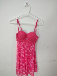 Babydoll de encaje floral rosa