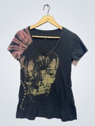 「Song Skull and Feather Graphic T-Shirt」