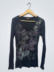 銅のキー ロングスリーブ Vネック グラフィック Tシャツ
