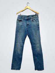 Ricky Relaxed Straight Jeans