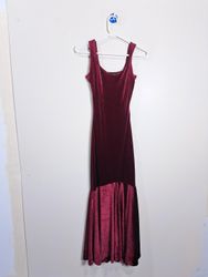 Robe maxi en velours bourgogne