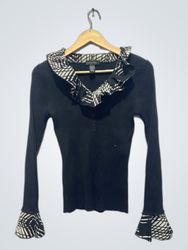 Blusa de Gola e Punhos Ranhurados com Renda Spense..