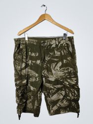 Shorts Cargo Camuflados