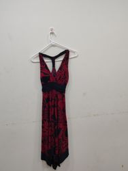 Vestido Halter Estampado Florido Vermelho e Preto