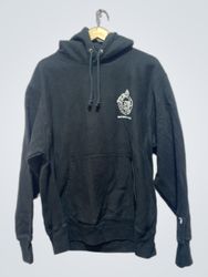 Felpa nera Champion Reverse Weave con grafica di P..