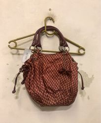 Sac à main avec cordon de serrage à imprimé floral