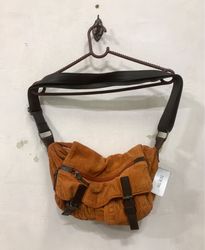Orange Corduroy Schultertasche