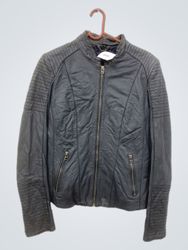 Graue Kunstlederjacke