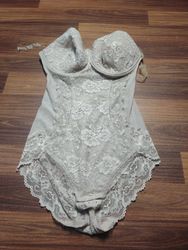 Unbranded White Lace Bustier