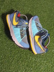 Nike Trail Sneakers