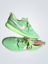 Nike Roshe Run Sneakers