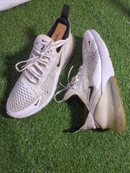Nike Air Max 270 Sneakers