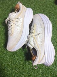 Hoka Bondi 8