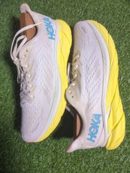 Hoka Clifton 8 Running Shoes